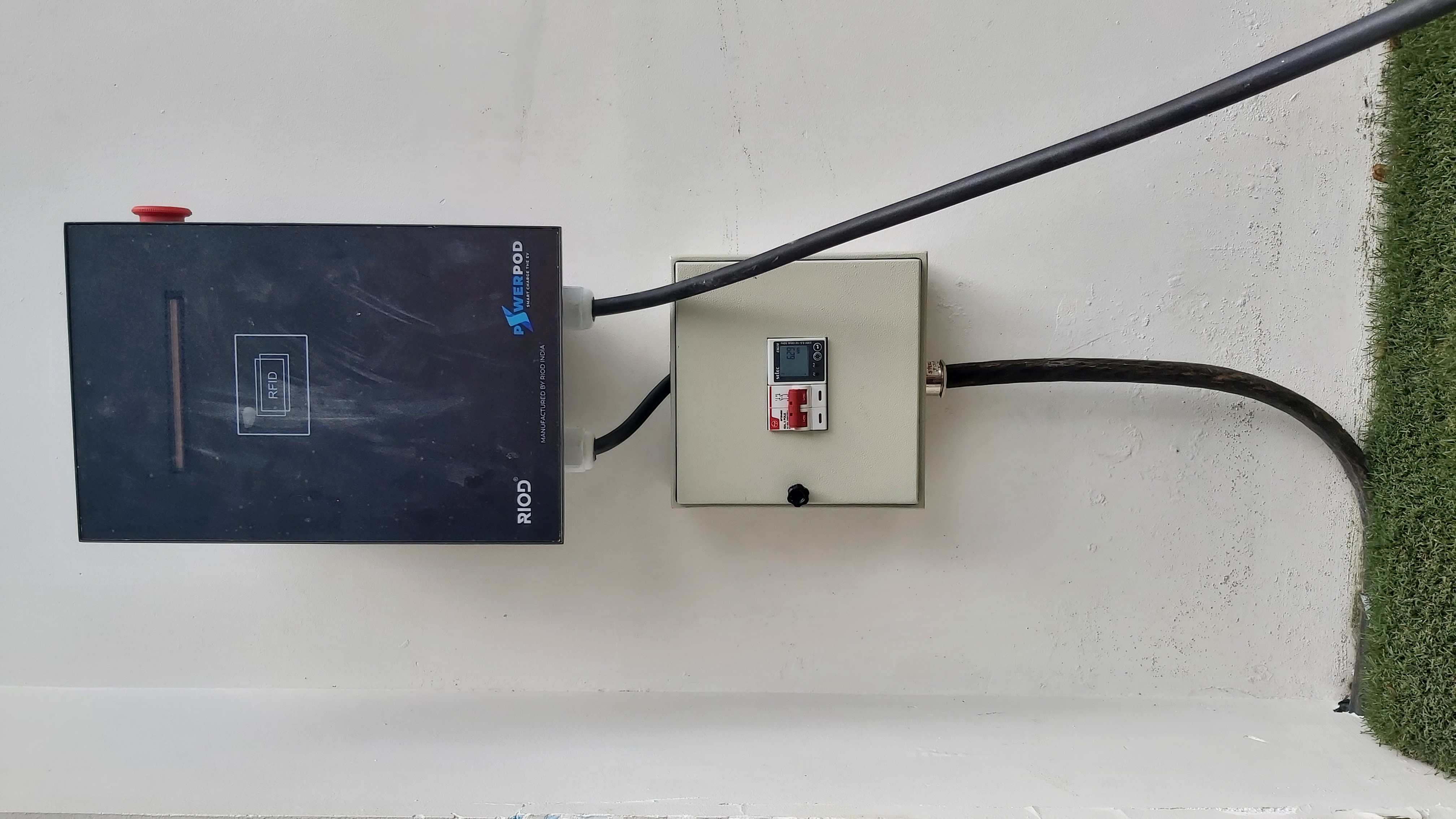 3.3kW charger