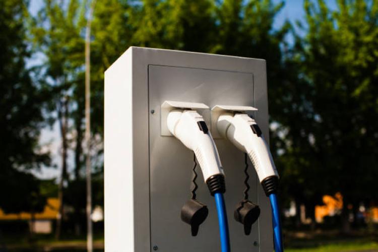EV Chargers in Supermarkets: Powering Sustainability and Sales